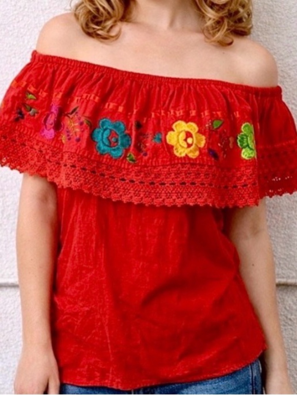 Vintage- Embroidered Off-Shoulder Red Top - Mexico